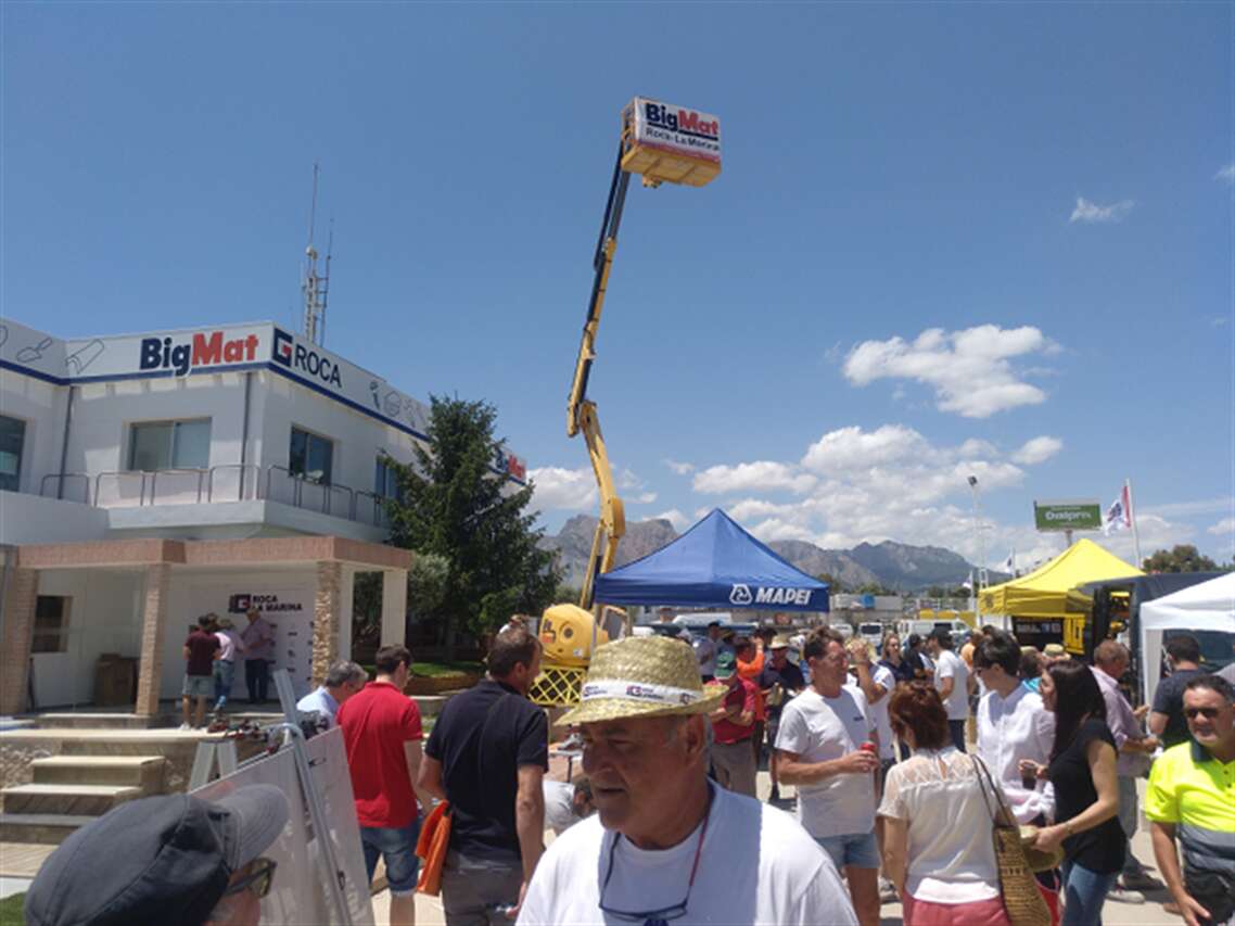 BIGMAT ROCA - LA MARINA CELEBRA EN ALTEA LA 1ª FERIA DE PROVEEDORES