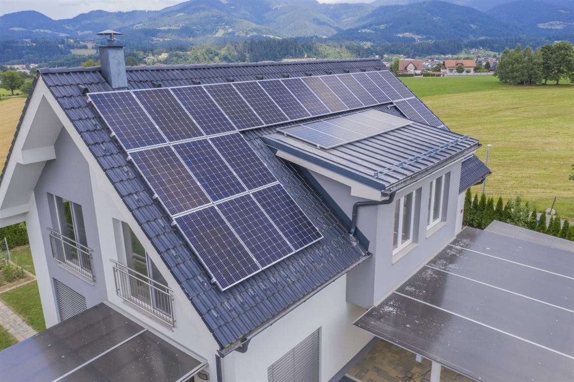 Placas solares y autoconsumo: ¿Qué cambios debes hacer en tu instalación eléctrica?