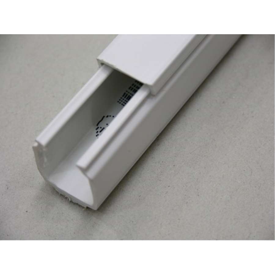 Imagen principal del producto**nulo**CANALETA ADHESIVA 15X17 2MT