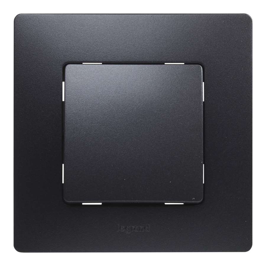 Imagen principal del productoNILOE MONOBLOCK PULSADOR NEGRO