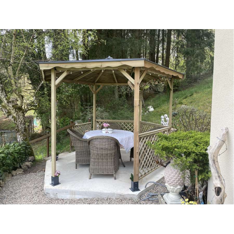 Imagen accesoria del productoPERGOLA LORA TECHO DE MADERA  Ø320 x 245 cm
