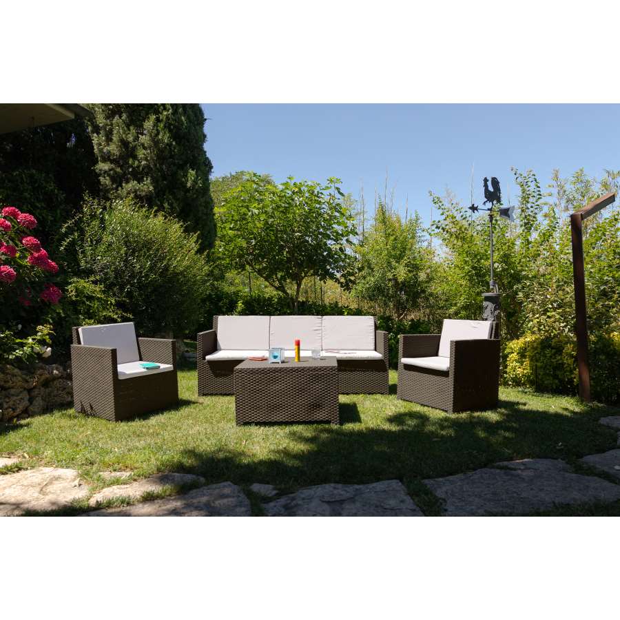 Imagem principal do produtoCONJUNTO RATTAN AURELIA 5 PLAZAS