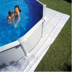 Foto de MANTA PROTECTORA PISCINA